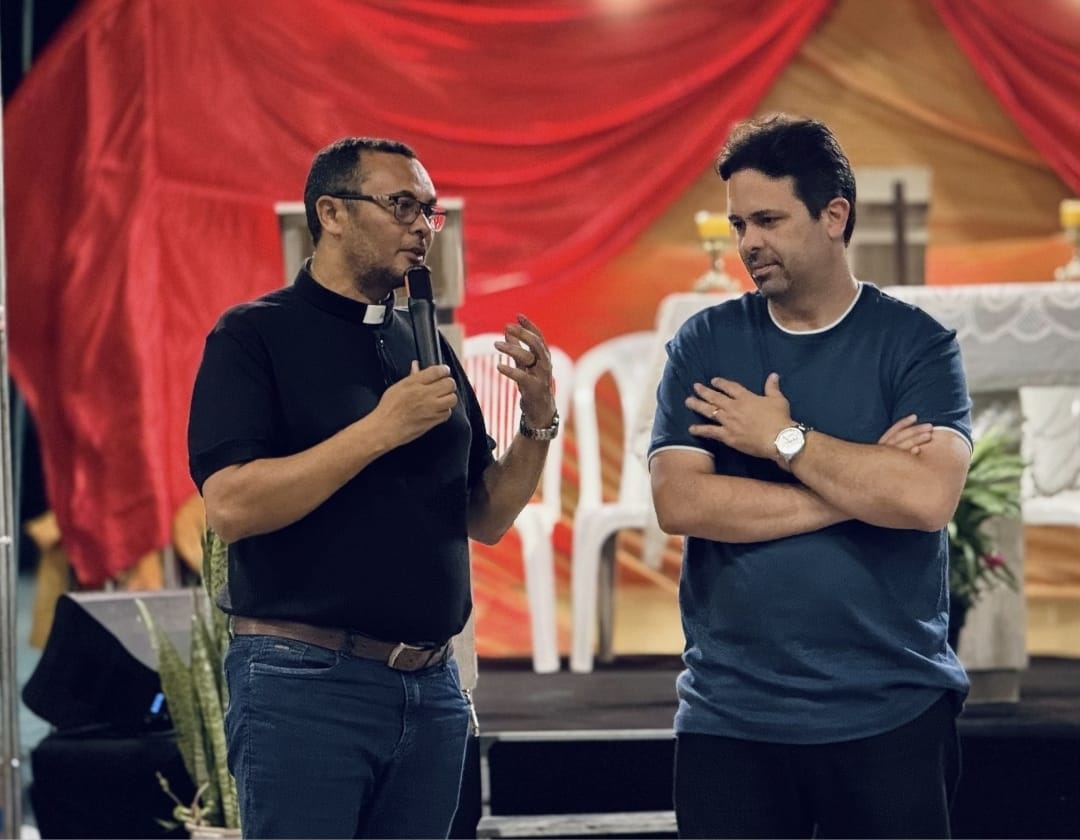 FELIPE ALECRIM SE CONSOLIDA NO ELEITORADO CATÓLICO PARA DEFENDER PAUTAS LIGADAS À IGREJA, EM BRASÍLIA